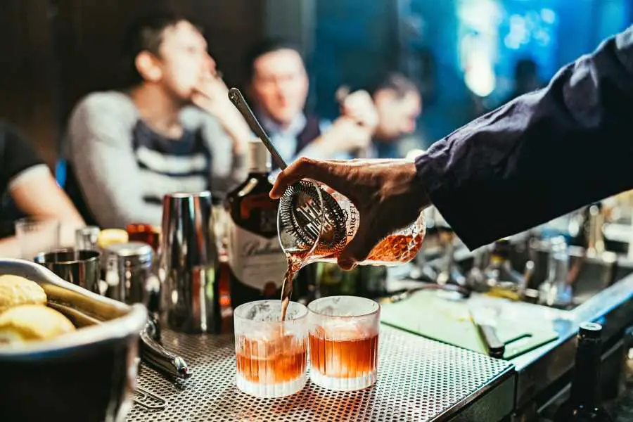 alcohol being served in a bar - you should not drink alcohol on the carnivore diet